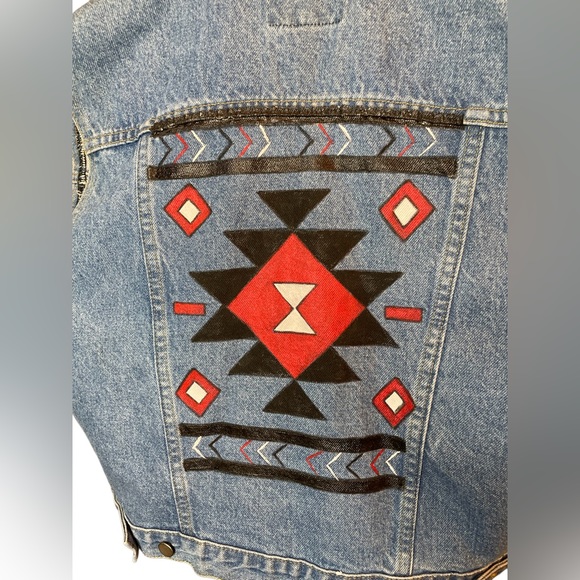 Sundance Hand Painted Vest Size L - Picture 3 of 8